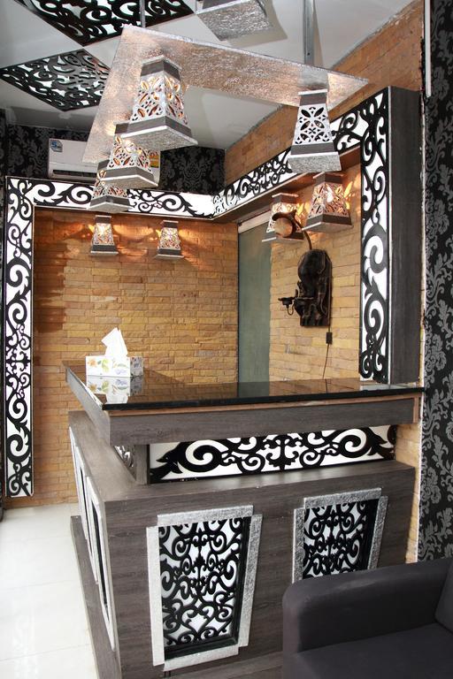 Harrys Suite Hotel Бангкок Екстер'єр фото